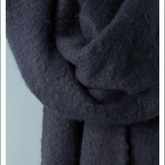 LAST ONE:  Anthropologie Bonnie Wrap Scarf - Picture 2 of 7